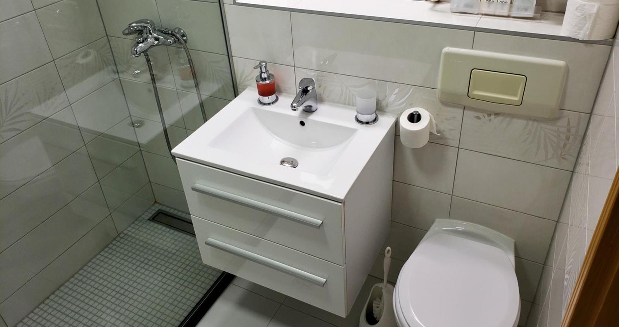 Hotel Park Široki Brijeg Rum bild
